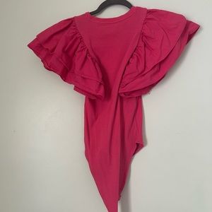 Zara ribbed hot pink bodysuit with puff sleeves